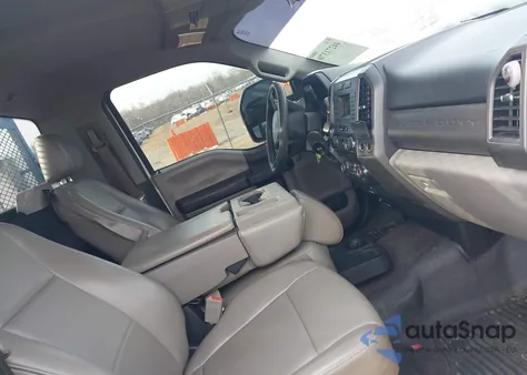 2018 Ford F-250 Xl z USA, uszkodzony, nr VIN 1FDBF2A60JED06640